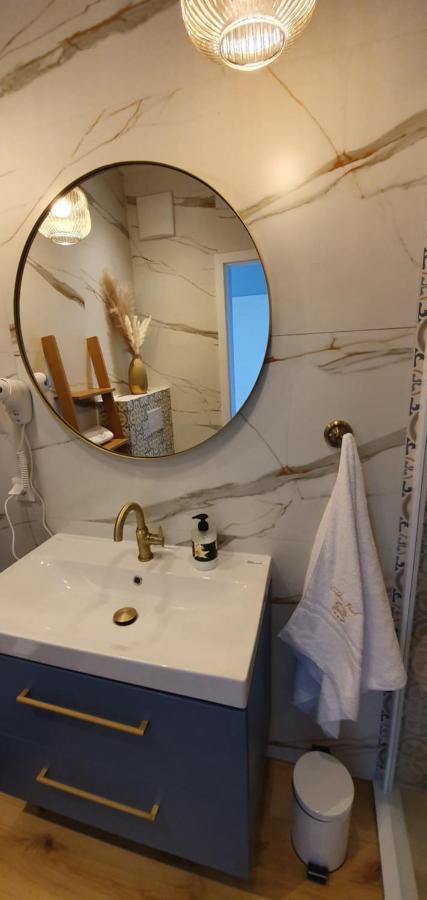 Golden Pearl Apartment